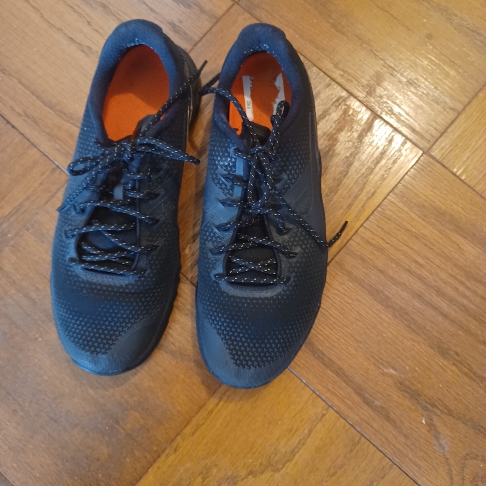 NIKE NETCON sneakers